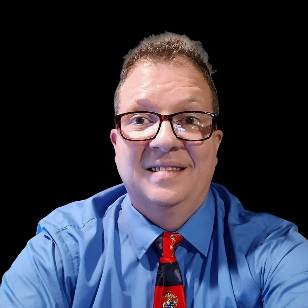 Meet your Posher, Daniel